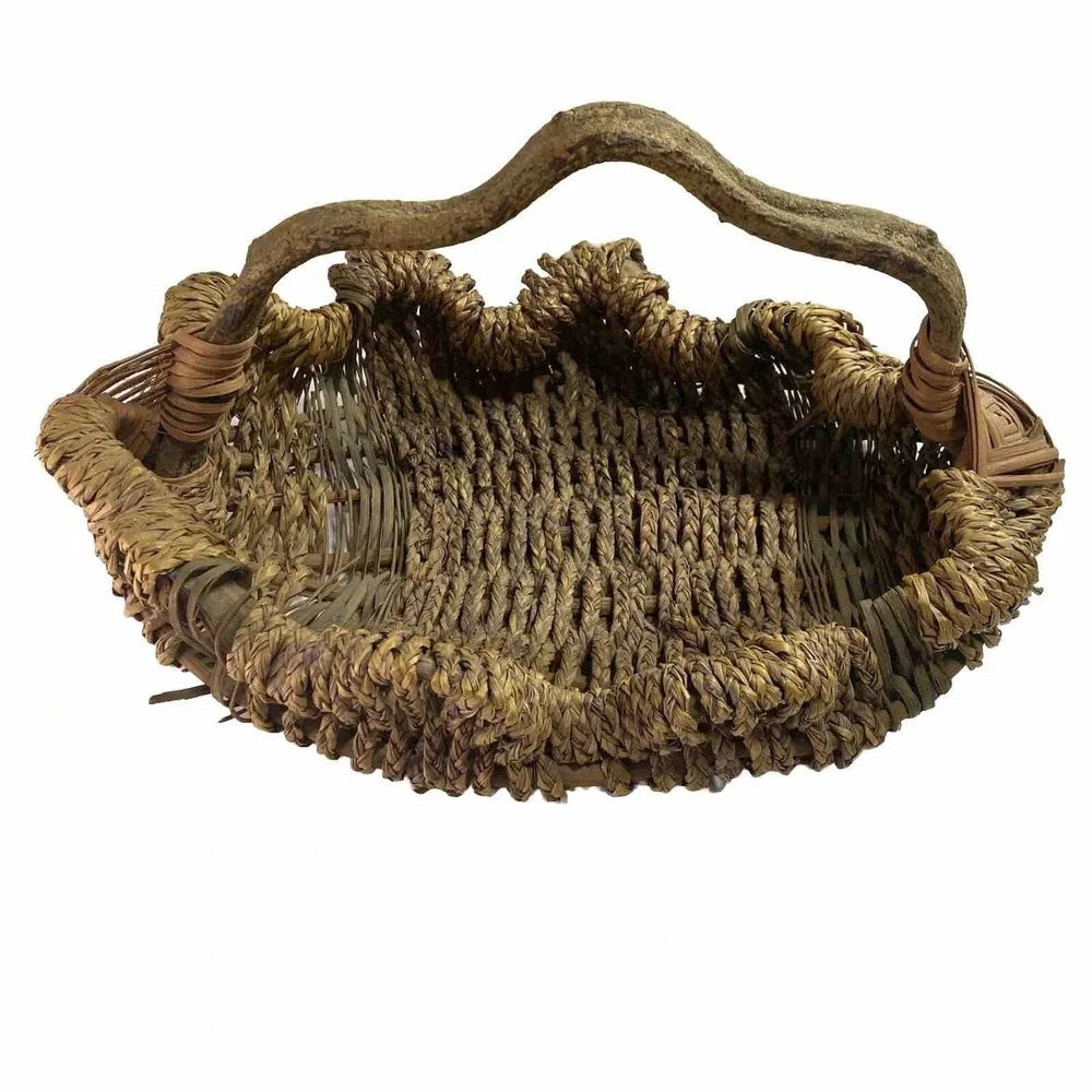 VTG Rustic Woven Basket Tree Branch Handle Boho Farmhouse Primitive Decor Cottag